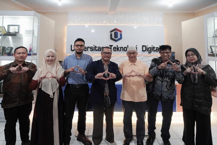 Prof. Halim dari UUM Berkunjung ke Digitech University: Perkuat Silaturahmi dan Diskusi Kolaborasi Akademik
