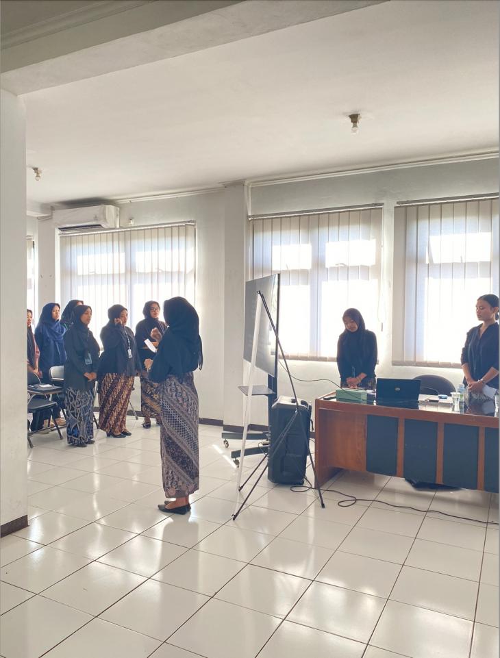 Telaksananya Seminar Nasional Prodi Informatika S1 KNOW YOURSELF: Strategi Adaptif di Era Digital untuk Sukses Karier di Bidang Informatika